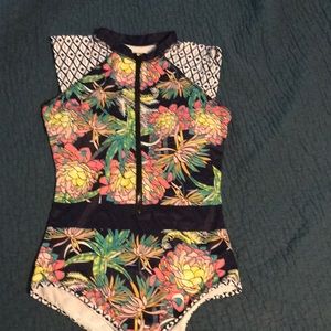 One piece bathing suit